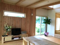 79883819-s.jpg