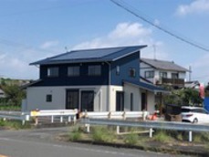 14439aae-s.jpg