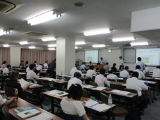 説明会会場